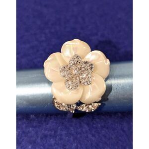 White Pearlescent Petals Rhinestone Center and Petal Ring Size 7.25